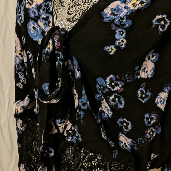 ✨50% OFF✨ NWT Free People floral bodysuit - Picture 8 of 13